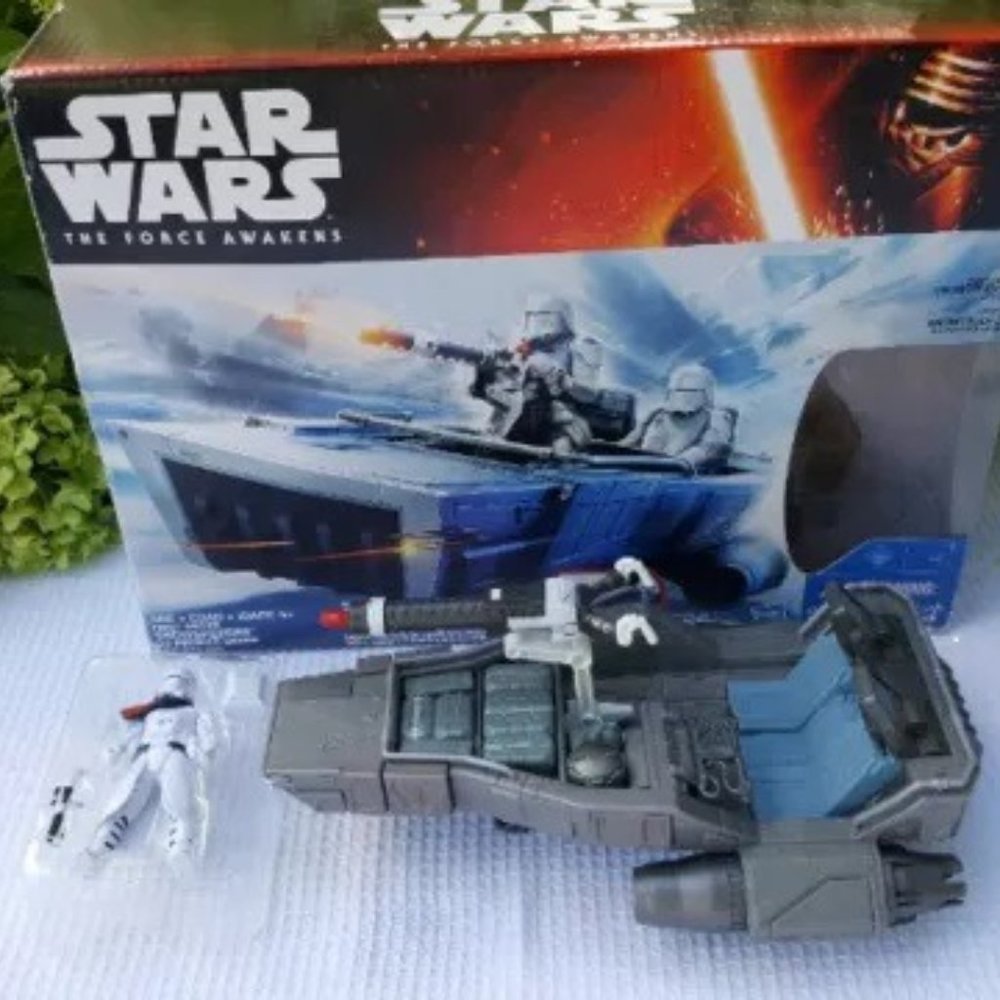 Star Wars First Order Snowspeeder Snowtrooper Force Awakens Vehicle + Figure
